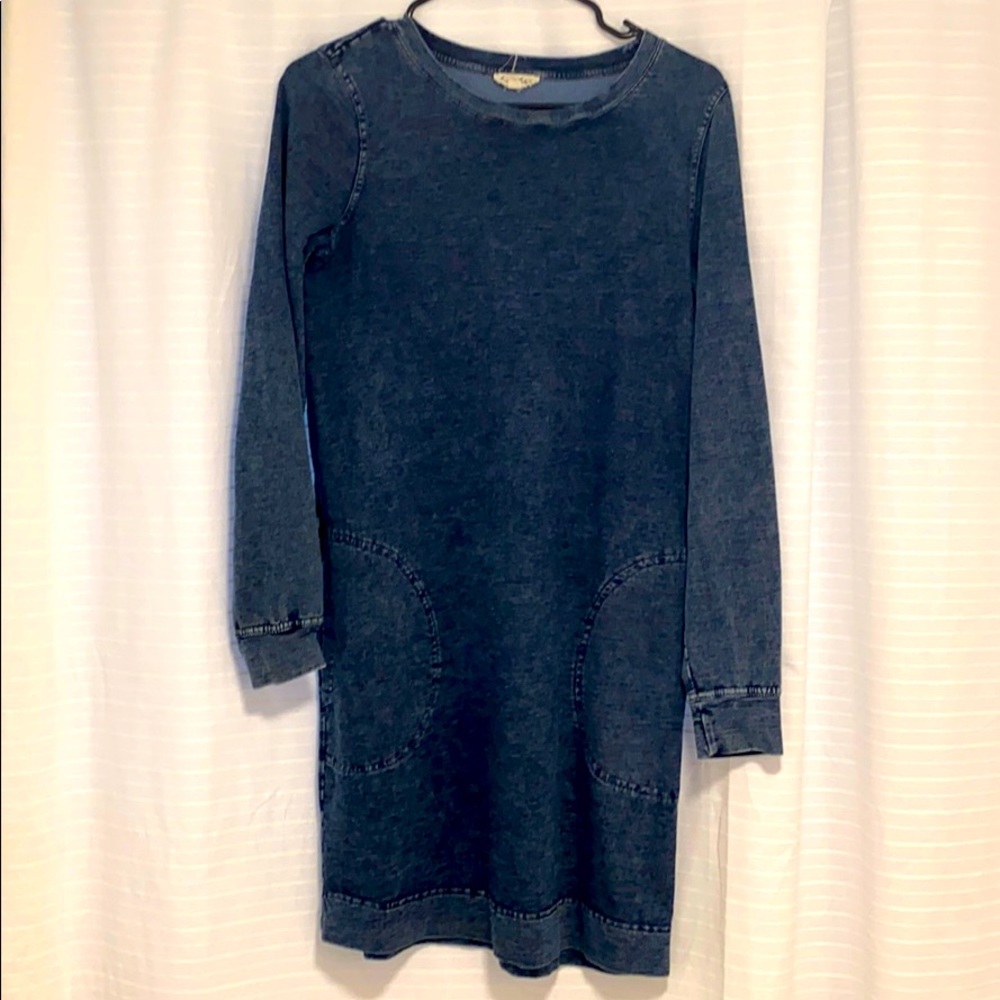 Blue knee length everyday dress